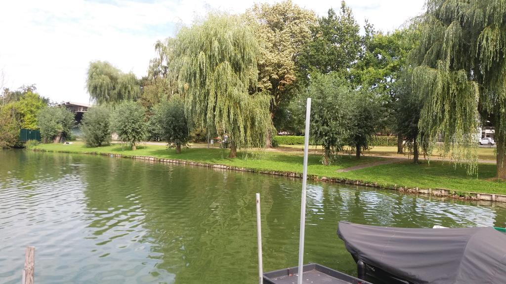 Lake Park Berlare 外观 照片